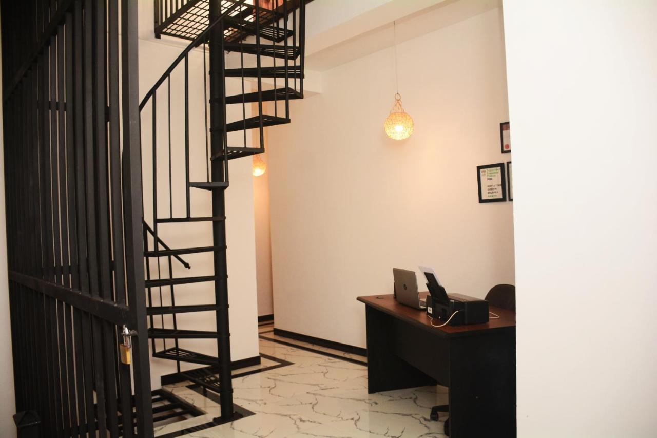Ayubowan Homestay Katunayaka Ngoại thất bức ảnh