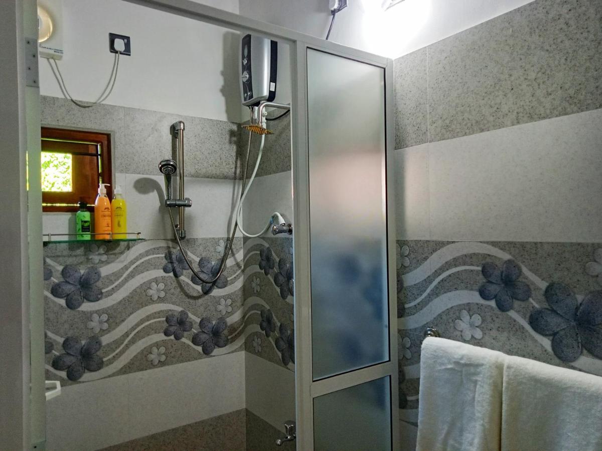 Ayubowan Homestay Katunayaka Ngoại thất bức ảnh
